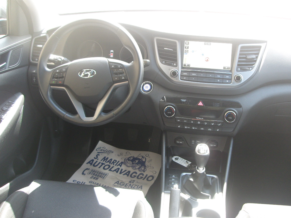 HYUNDAI TUCSON 2.0 DCI 4X4 CON TETTO APRIBILE