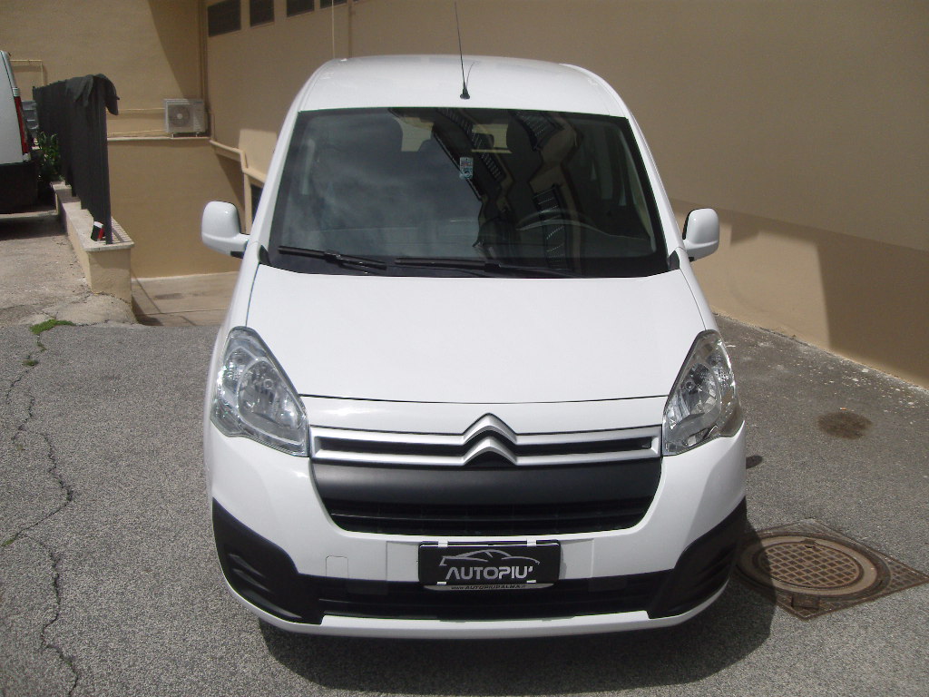 CITROEN BERLINGO' 5 POSTI AUTOCARRO CITROEN BERLINGO' 5 POSTI AUTOCARRO