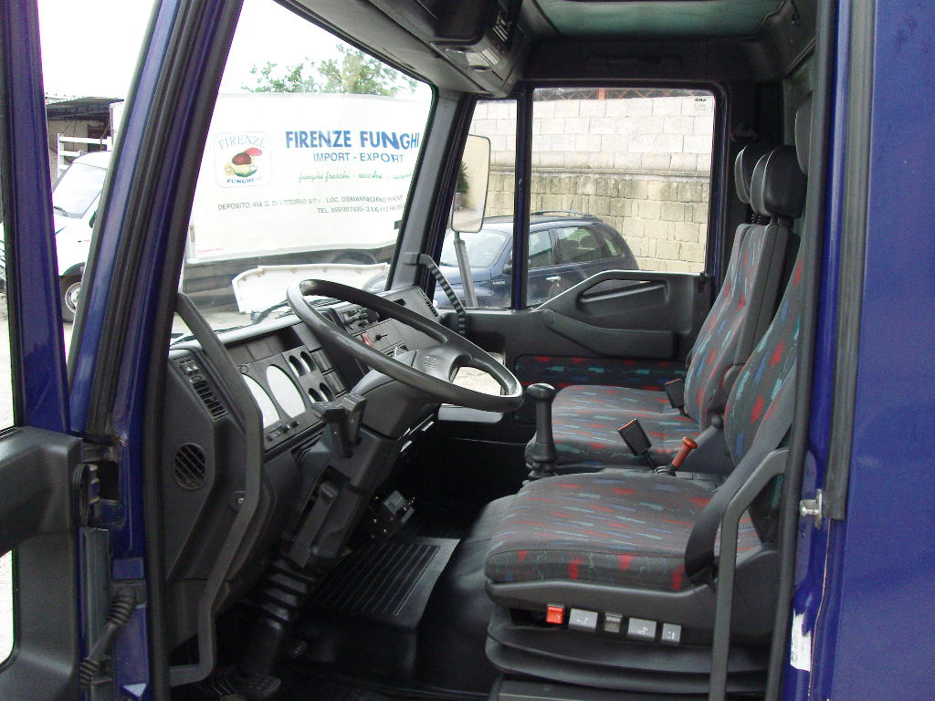 EUROCARGO 65E13 CON FRIGO E PARETINA